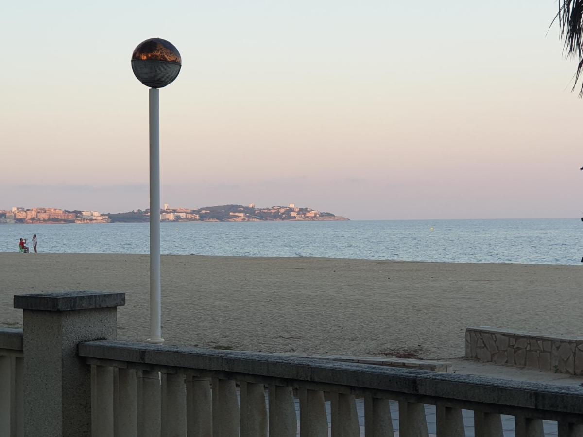 Apartamento 1ª Linea De Mar Cambrils Vilafortuny Екстериор снимка